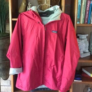 Patagonia Torrentshell raincoat